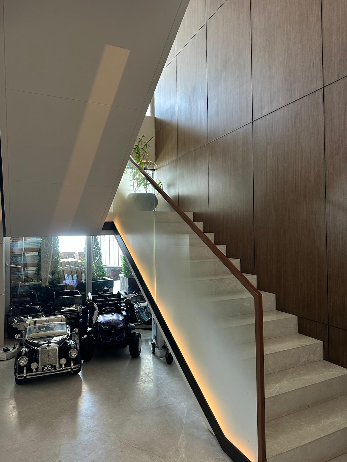 360 West photo 2
